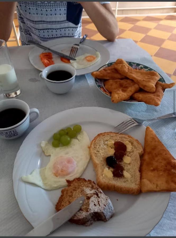 Hotel Vila Nino Μπεράτ Εξωτερικό φωτογραφία