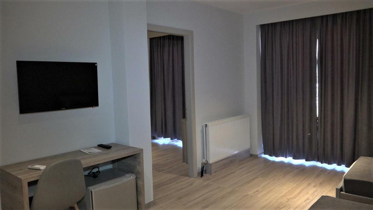 Hotel Vila Nino Μπεράτ Εξωτερικό φωτογραφία